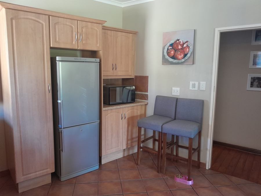 4 Bedroom Property for Sale in Albertinia Western Cape